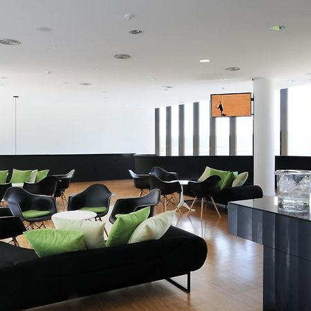 Open Village Sports Hotel&Spa Club Guimarães Exteriör bild