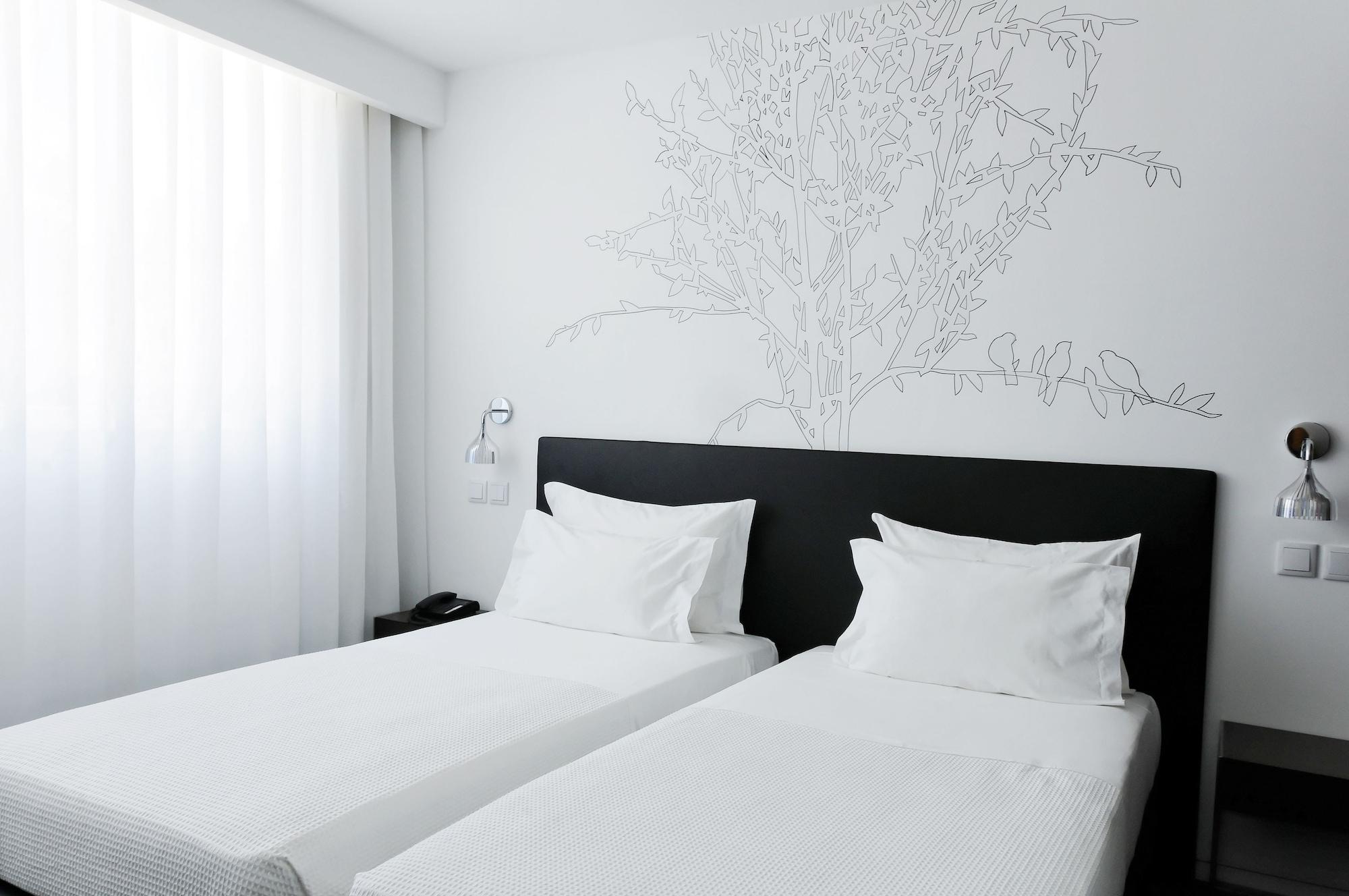 Open Village Sports Hotel&Spa Club Guimarães Exteriör bild