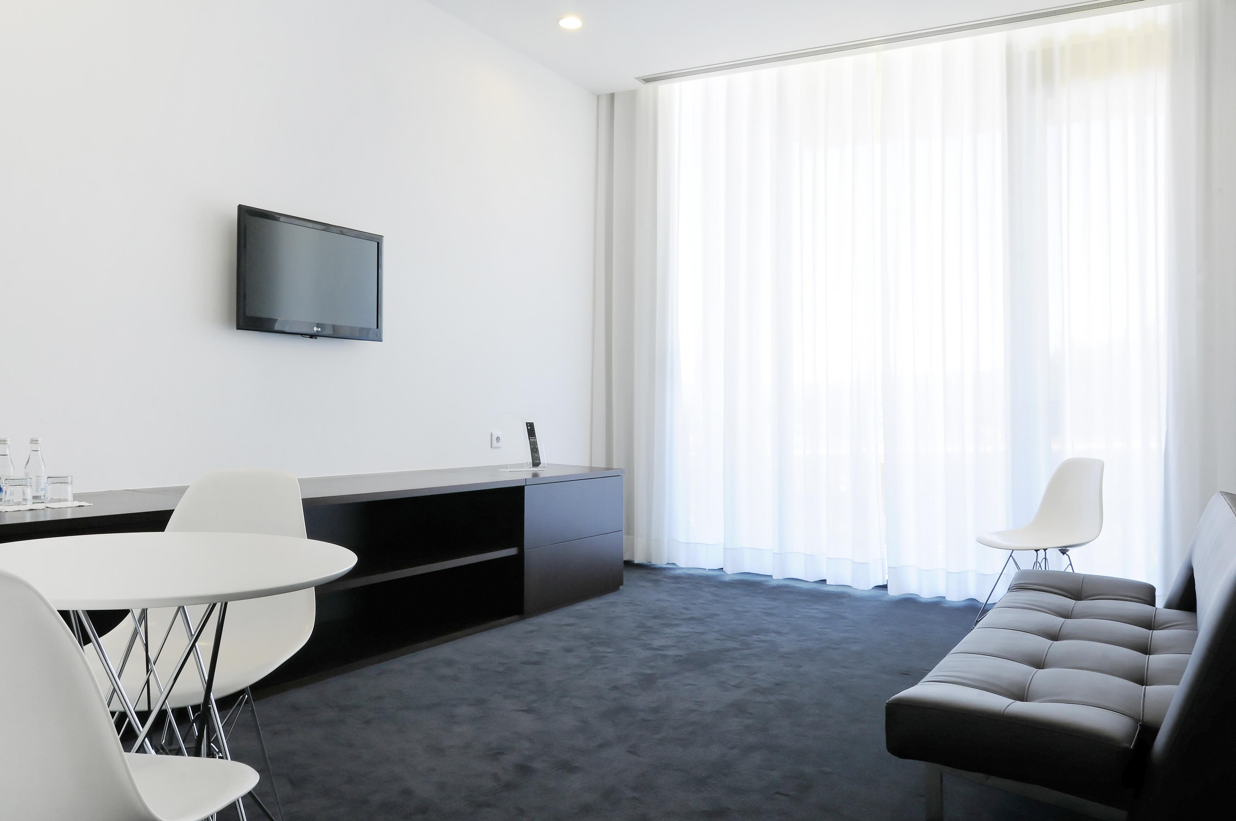 Open Village Sports Hotel&Spa Club Guimarães Exteriör bild