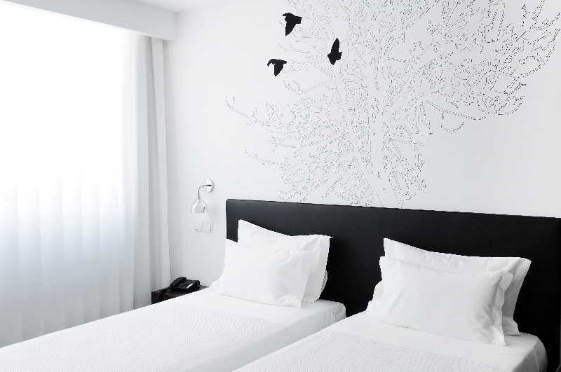 Open Village Sports Hotel&Spa Club Guimarães Exteriör bild